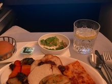 Slightly different take on Christmas dinner on BA296 ORD-LHR. More gravy and nice cheese potatoes. Yum!