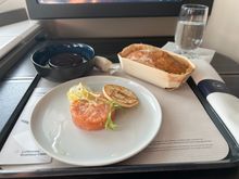 Salmon tartare 