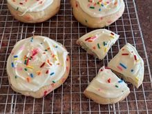 Copy cat CRUMBL birthday cake cookies. 