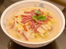 Yunnan ham and cabbage 
