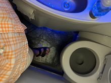 And my waist is 32.  This space is inhumane. 