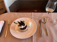 Tiramisu and vanilla ice cream. I have previously lamented JAL’s poor dessert game but this was 10/10 and I would take it over the AA sundae cart any day.