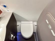 Forward lavatory 