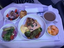 Brunch served 2 hours before landing 