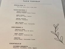 Taco Tuesday offer : choose 2 tacos + a side