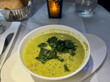 Broccoli and courgette soup with seaweed(?) which was not listed on the menu. 6/10 as bit of a weird combo for me.
