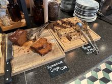 Restaurant breakfast