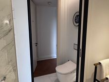 Park River View suite: Japanese toilet