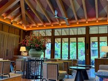 check in lobby