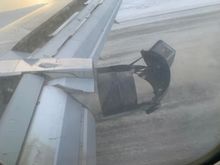 Landing at YCB. I was lucky to keep the seat right behind the engine. 