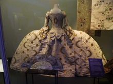 Widebody Mantua Skirt