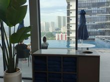 Rooftop pool - day