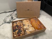 "Triple Bites" snack box - trail mix, shortbread cookies, Turkish apricots