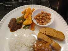 No Singaporean would have nasi lemak at night. Its a breakfast dish
