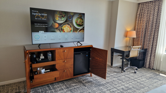 Nespresso coffee maker, fridge. Huge room.