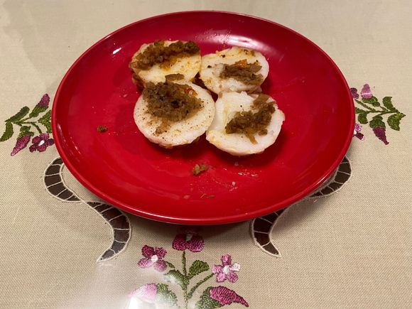 Rice flour / chee kueh with pickled radish 