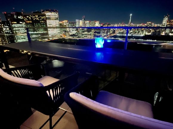Club Mesm balcony 