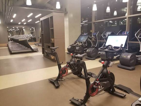 Good sized gym, with high-end equipment.