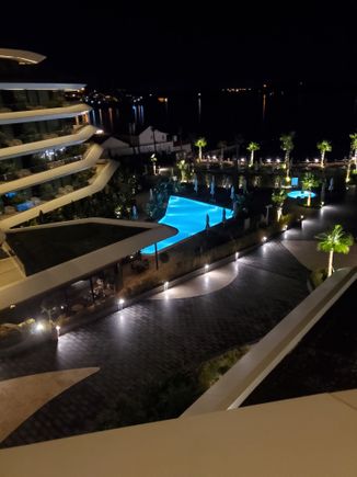 night view when we arrived at 11 pm