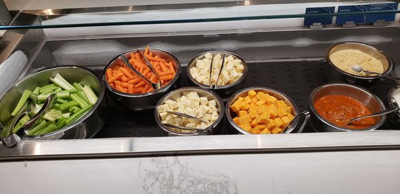 AL SEA N snacks after 7:00 pm. Soups also still available.
