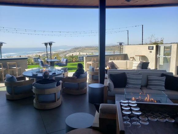 Bar patio