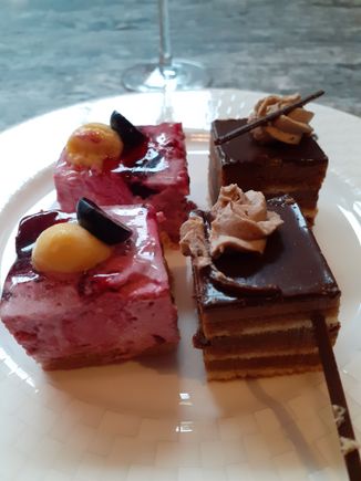 Small but very tasty deserts