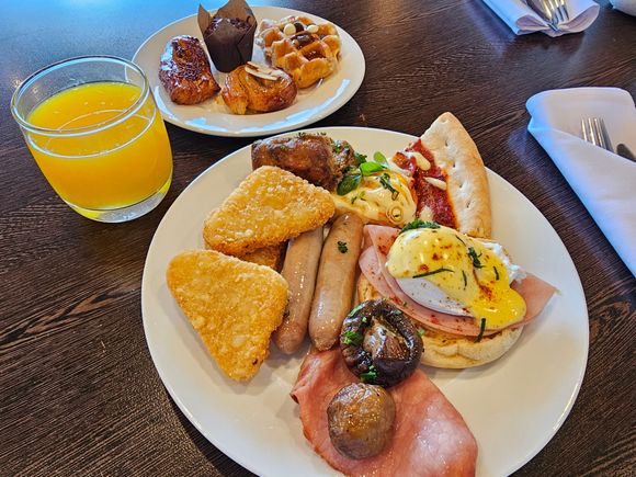 Breakfast buffet