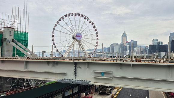 Observation Wheel by the ferry piers 