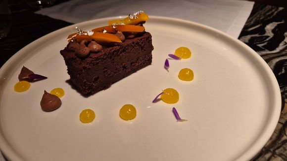 Dark chocolate cake with mandarin
My wife had something with pistachio but forgot to take a pic 