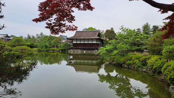 More heian jingu gardens
