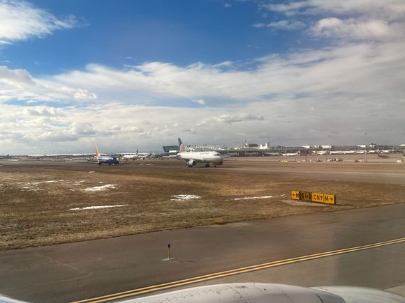 Taxiing DEN