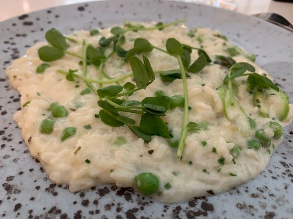 Peas and asparagus risotto