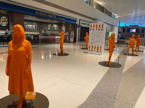 Statues of people where there used to be actual people