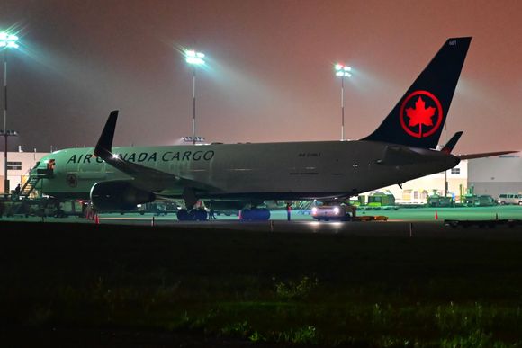 We got the logo on the 767 wingtips 👌
Looks pretty good on the 767