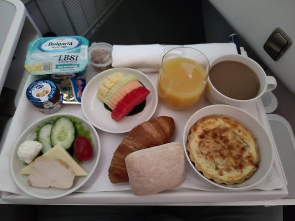 AY144 Breakfast
