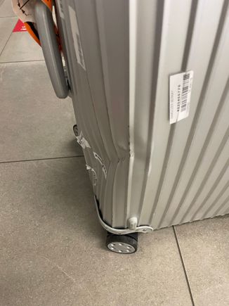 This was the result of LHR/LIN last month. 
Been flying with Rimowa Topas luggage for the last 10 years - 80 sectors per year on average. 

This is the second time ever I got this mess - the first time it happened on a LIN too. 