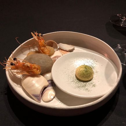 Shrimp heads with dill and lamb fat