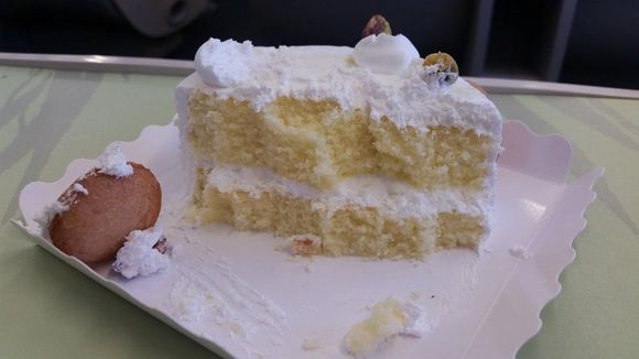 One cake was a single layer, while this one had two layers