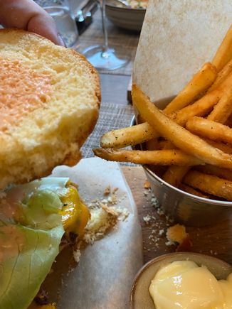 The bun was rotten and crumbled in the hand. The chips were ok to be fair


