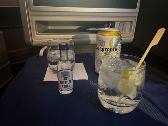 Had a nice Vodka Tonic to start the night