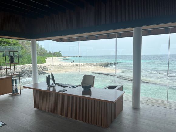 Westin Maldives Miriandhoo Resort: Spa