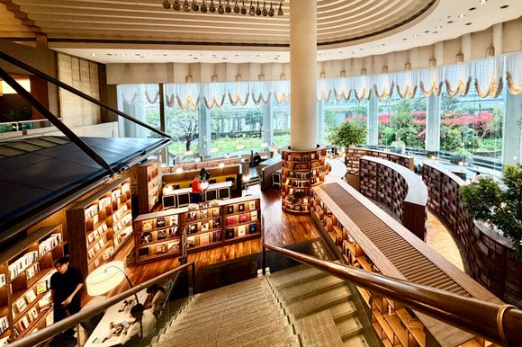 The Library Lounge
