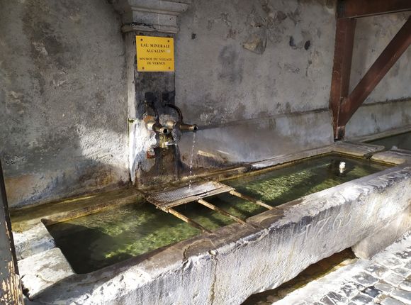 The fountain in Montreux where I fill up my water bottle 