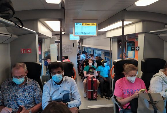 The train from Dusseldorf to Cologne was quite full but not unduly so