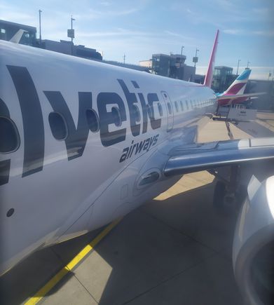 Boarding the flight from DUS to ZRH, which was operated by Helvetic Airways (2L)