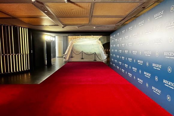 Red carpet to cascade stair 