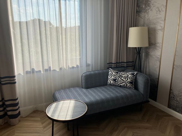 Chaise lounge