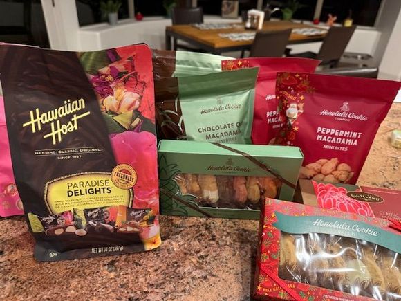Someone came home from Hawaii with treats!