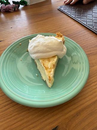 Lemon (from the backyard) pie (key lime style)