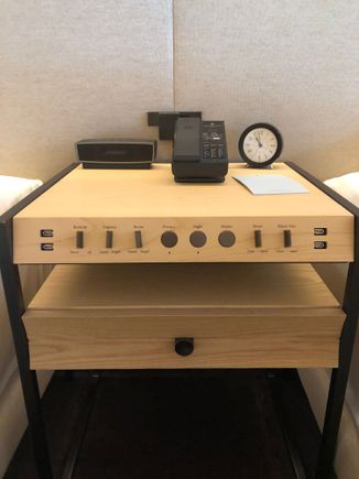 Control console between beds